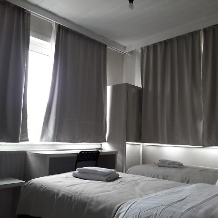 Hotel Auberge Van Strombeek Jette Exterior photo