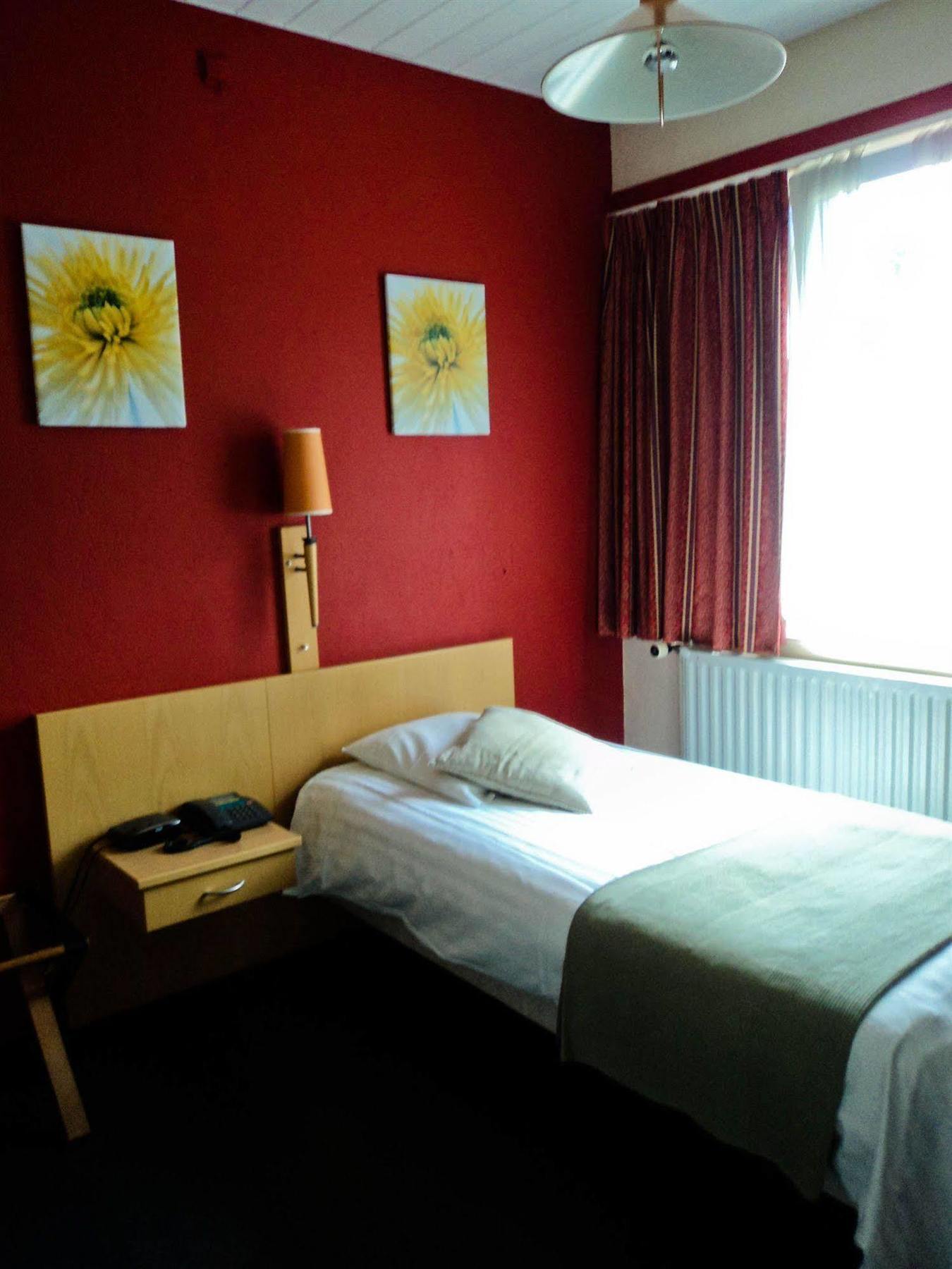 Hotel Auberge Van Strombeek Jette Exterior photo